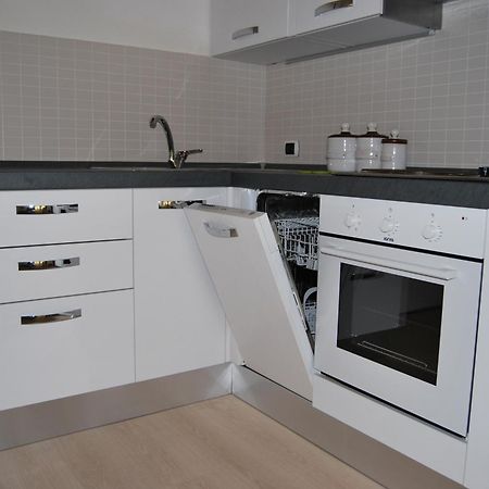 コマーノ・テルメResidenza Finestra Sul Parcoアパートメント 部屋 写真